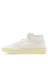 01 Mid white sneakers